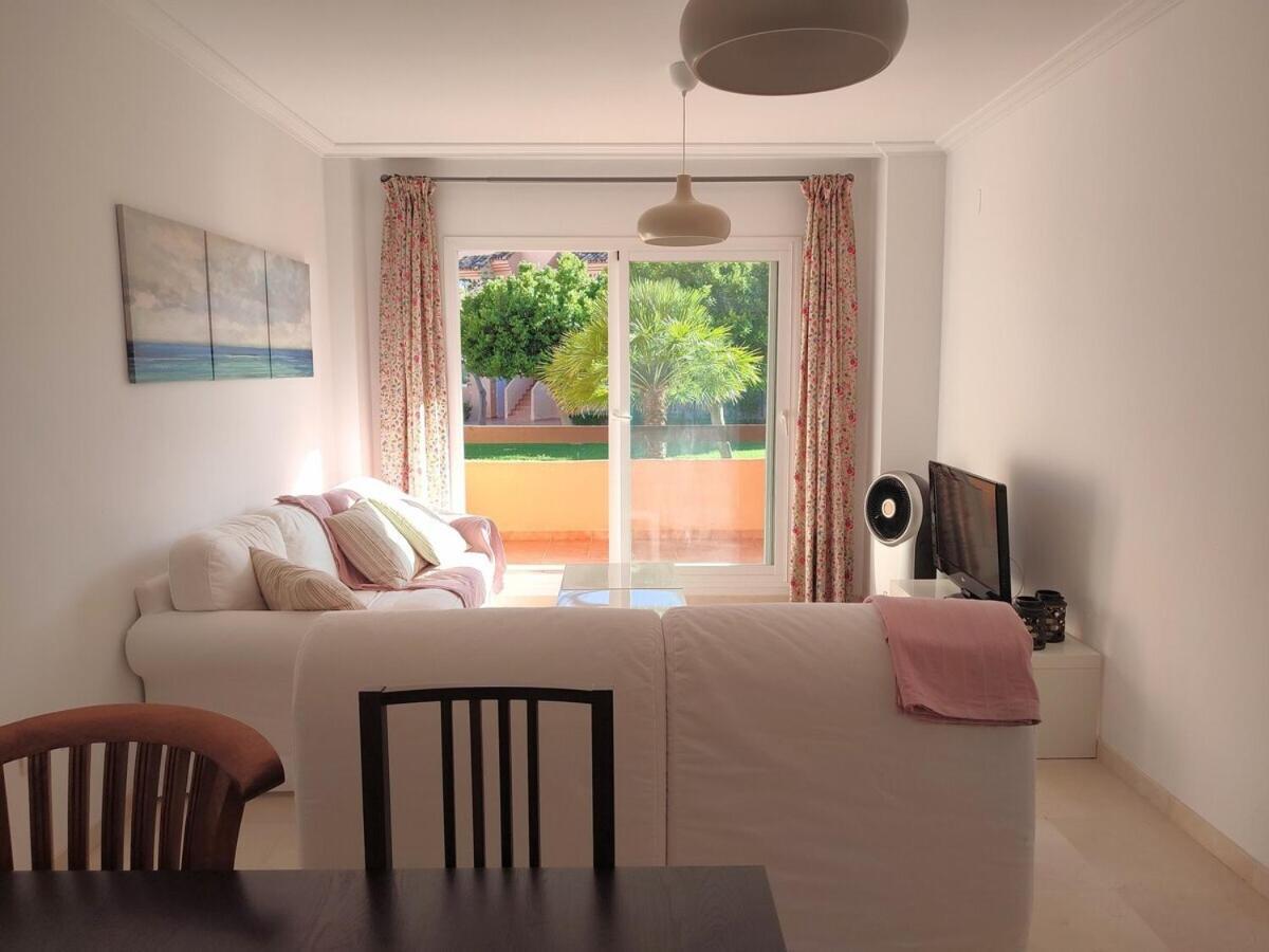Casares Del Sol Apartment ภายนอก รูปภาพ
