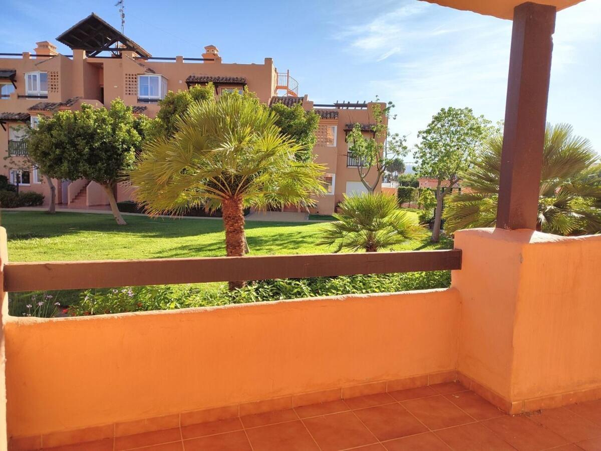 Casares Del Sol Apartment ภายนอก รูปภาพ