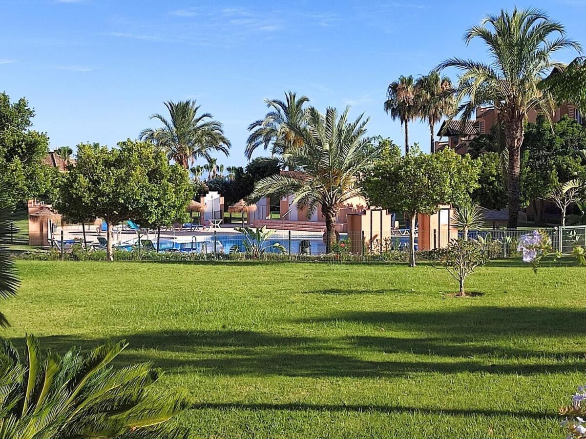Casares Del Sol Apartment ภายนอก รูปภาพ